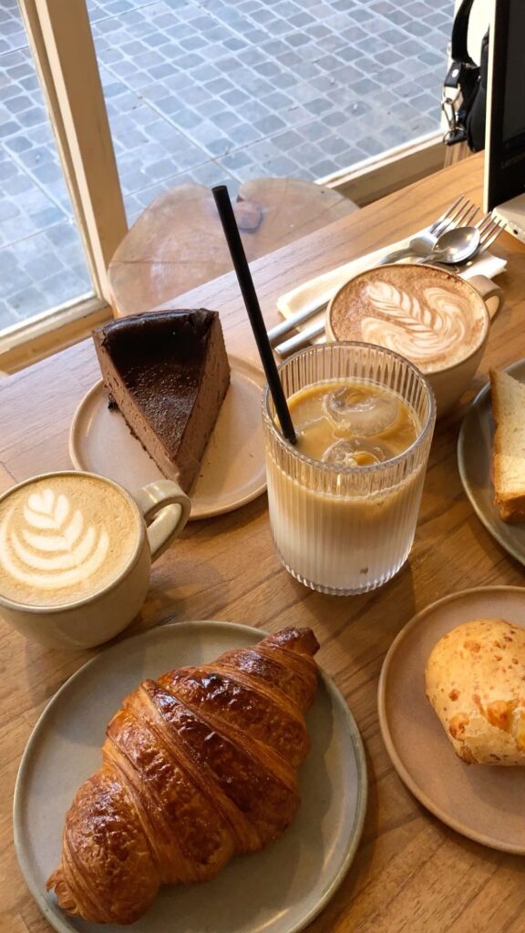 Image de nourriture dans un café